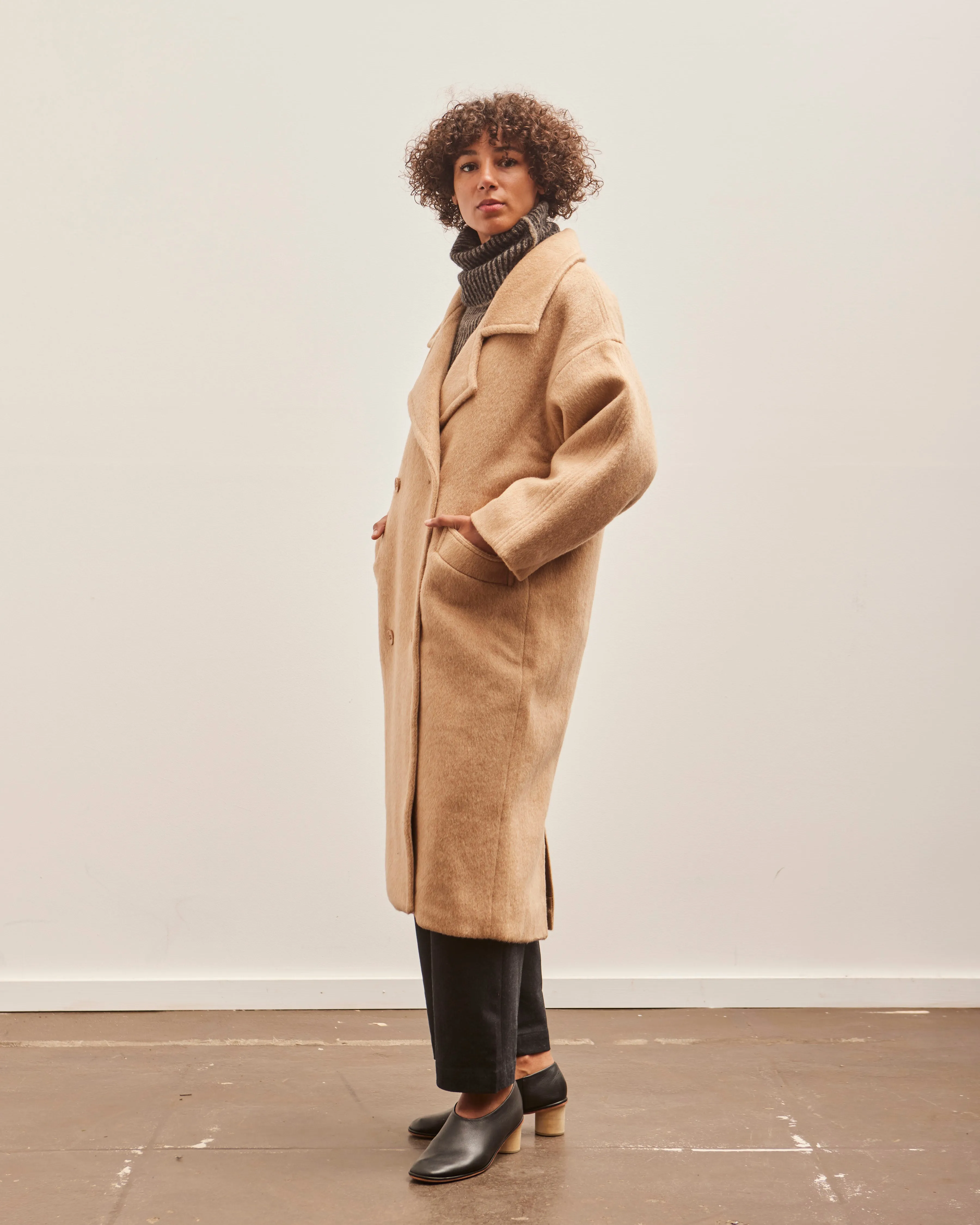 7115 Oversized Wool Coat, Light Camel