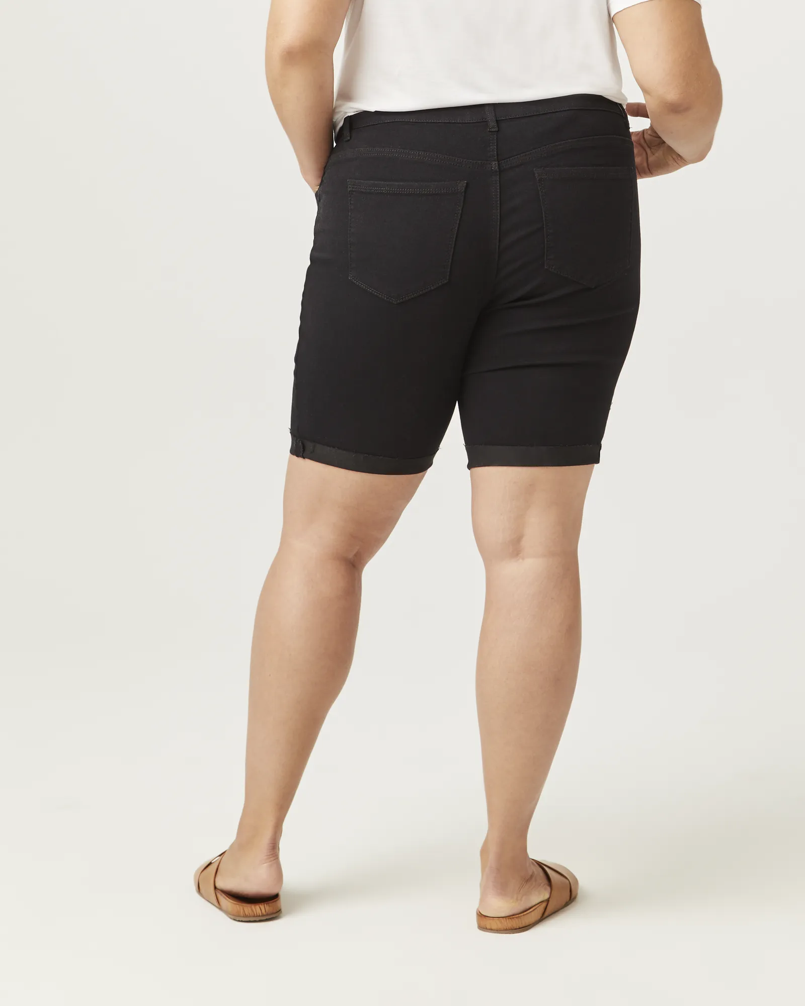 Ashley Flip Hem Bermuda Shorts | Black