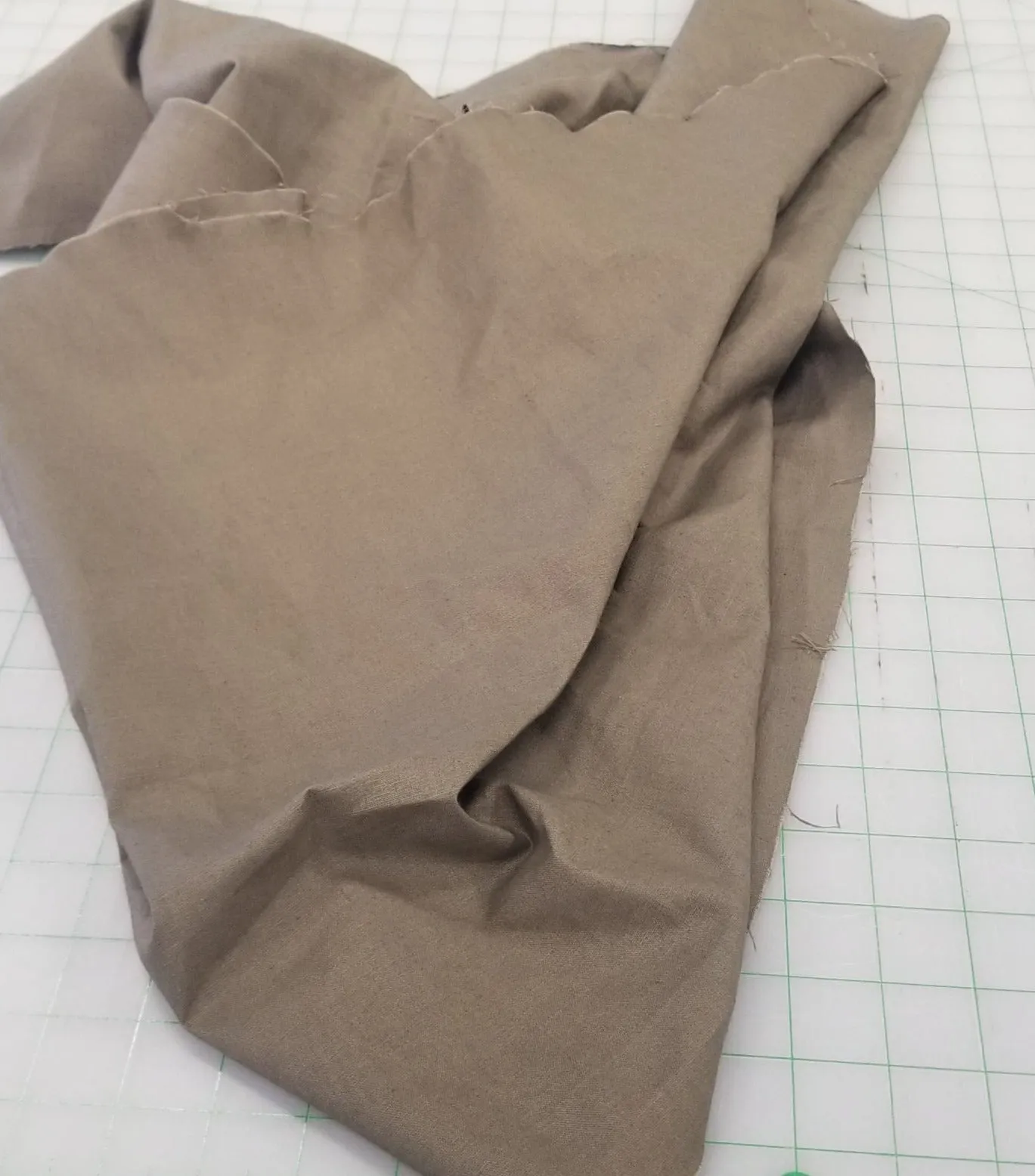 End of Bolt: 2.5 yards of Fashion Cotton Linen Spandex Stretch Medium Weight Opaque Olive Brown Woven-remnant