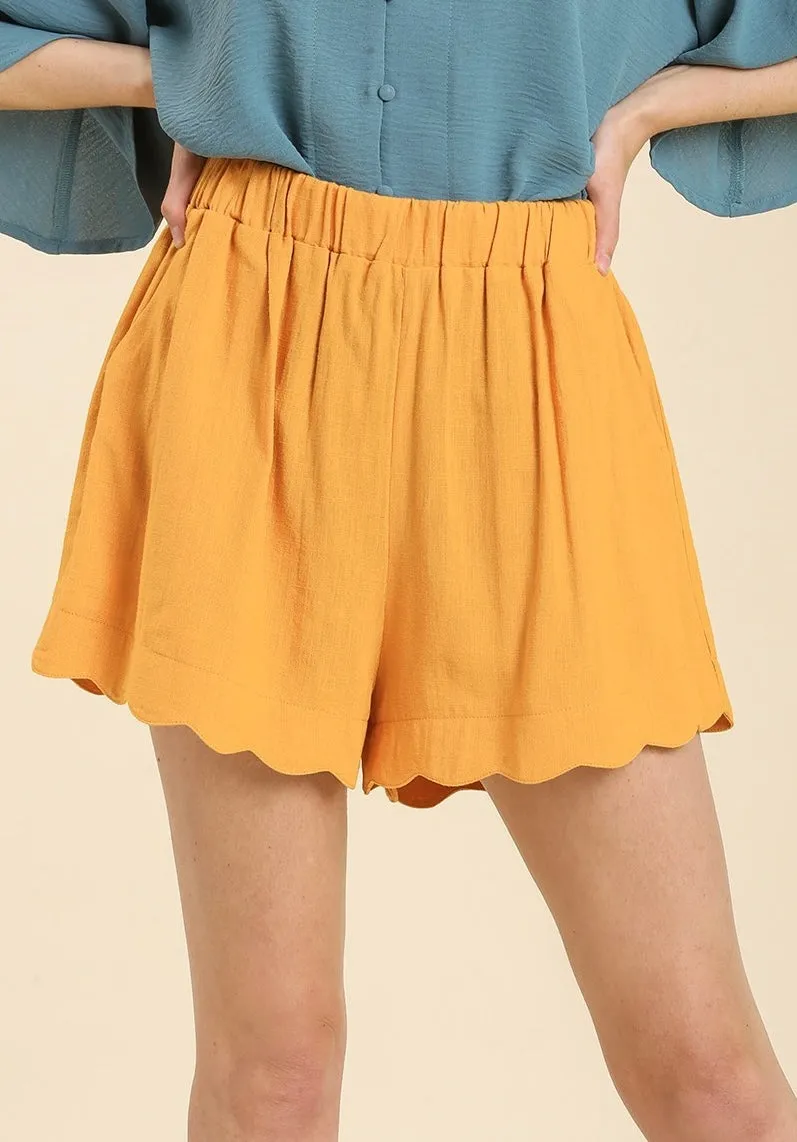 Scallop Hem Linen Shorts